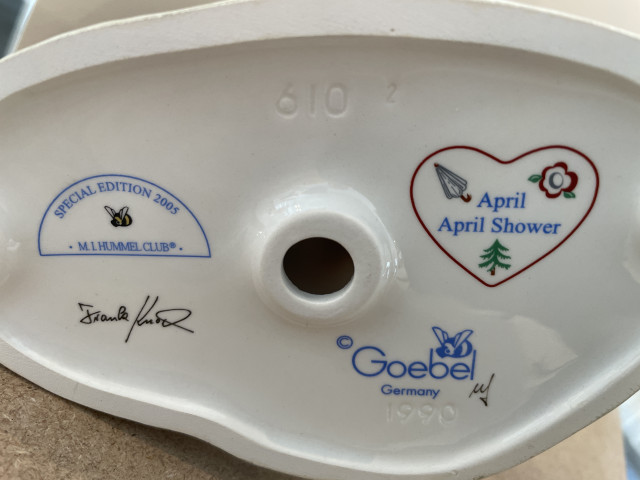 Hummel beeldje 610 - April Showers